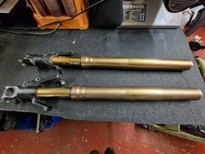 Suzuki Hayabusa (Gen 1) front forks
