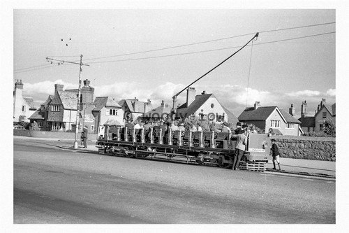 Pt9049 llandudno tram 19 - tram,