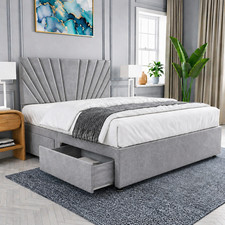 PLUSH DIVAN BED SET WITH