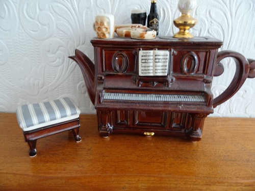 Vintage swineside teapottery - swineside,