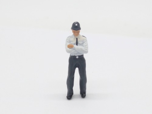 Bachmann figure police officer - bachmann,
