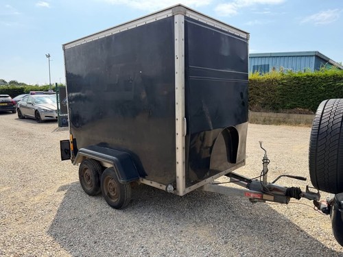 Black box trailer with - box,