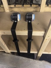 Mercedes Benz 2013-18 GLA X156 A Class W176 CLA C117 Front Seat Belts Pair Ns&os