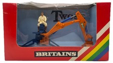VINTAGE BRITAINS 1:32 REAR