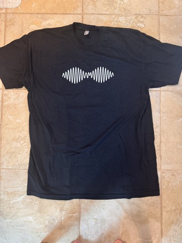 Arctic monkeys shirt vtg - arctic,