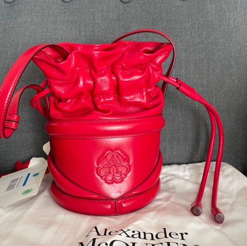 Alexander mcqueen soft - alexander, curve