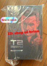 New Hot Toys MMS774 Terminator