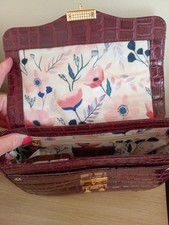 New Ashwood 100% Leather Cross Body Bag. On Trend Burgundy Croc. Floral Lining. 