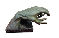 LORENZO QUINN. AFTER LOVE