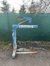 2000kg Conquip Pallet Forks