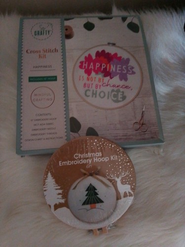 Set two cross stitch - of,
