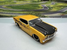 Jada Toys 1971 Chevy Chevelle Yellow 1:64 Scale 