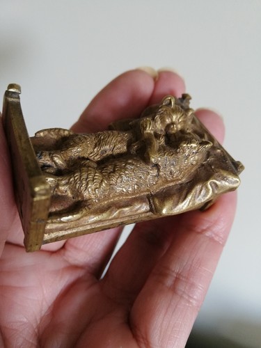 Charming antique bronze - charming, of