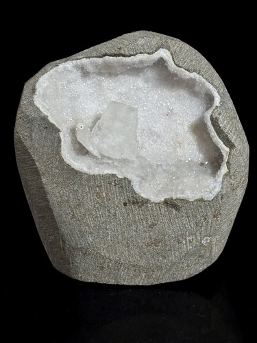 Apophyllite geode crystal - apophyllite,