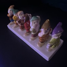 ⭐️ Vintage Disney SNOW