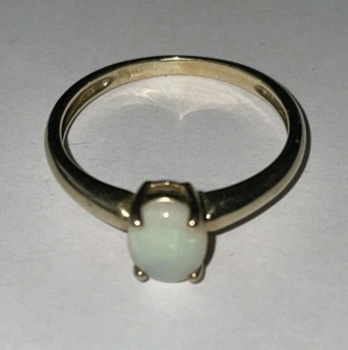 Real gold white - 9, opal