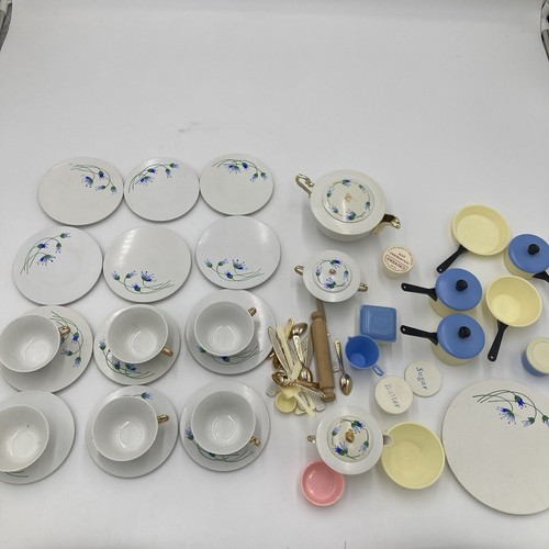 Vintage dolls kitchenware set - vintage,