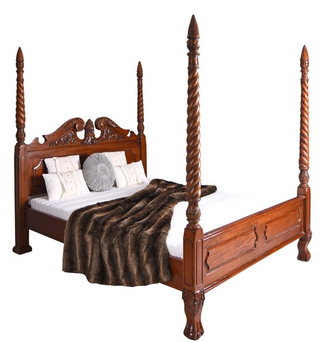 Column bed colonial style - colonial,