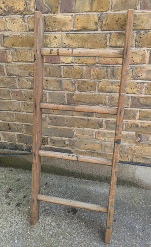 Vintage wood 4 rung - ,