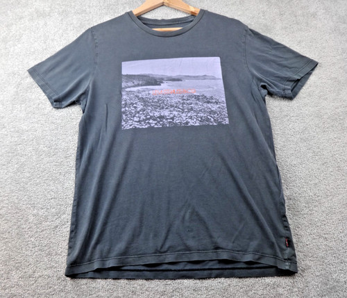 Levi strauss graphic shirt - t,