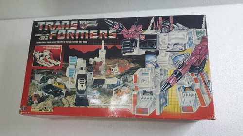 Transfomers metroplex boxed - g1,