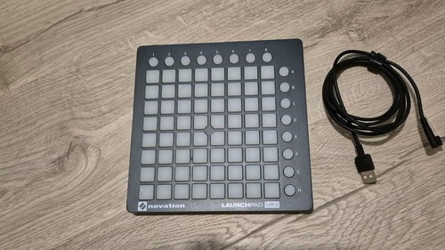 Novation launchpad mini mk1 - launchpad,