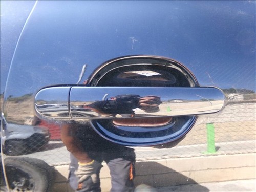 Rear outer door handle - rear, rh