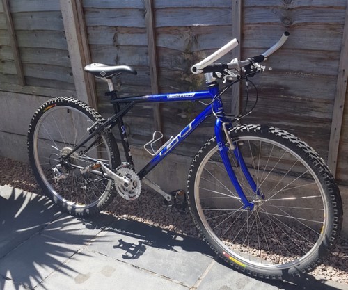 Timberline mountain bike - gt,