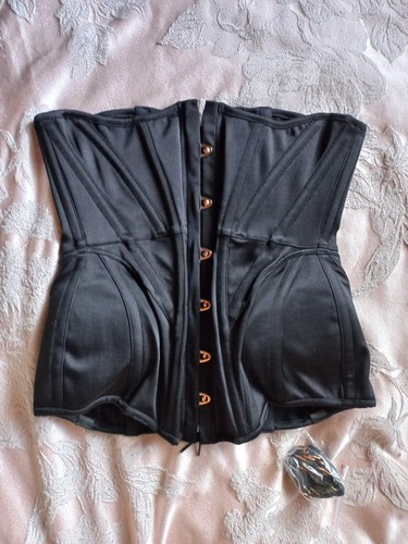New agent provocateur - agent, cadance