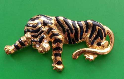 Gold tone metal enamel - metal, tiger