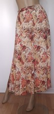 Beautiful Floaty Skirt Size 14
