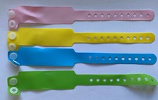 4 x REBORN NEWBORN TOY DOLLS AUTHENTIC HOSPITAL ID BANDS  PINK BLUE GREEN YELLOW