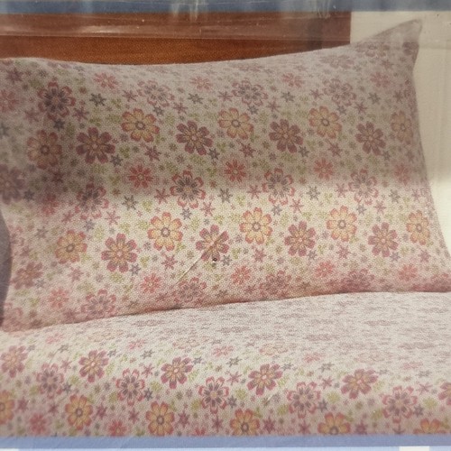 Fitted flat and - flat, pillow