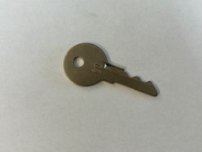 Genuine club car key 105068004 - club,