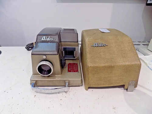 Aldis 303 slide projector - aldis,