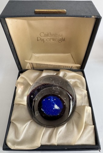 Caithness glass paperweight - caithness,