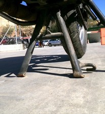 114063 main stand YAMAHA SR