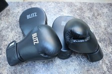 Boxing Gloves and Pads Blitz  14oz new Black Unisex