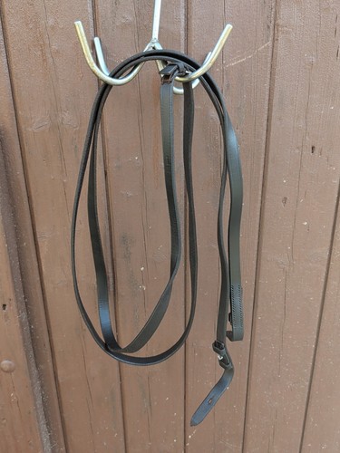 Sabre plain leather reins - sabre,