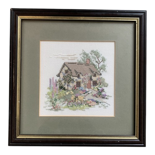 Needlepoint cross stitch - cross,