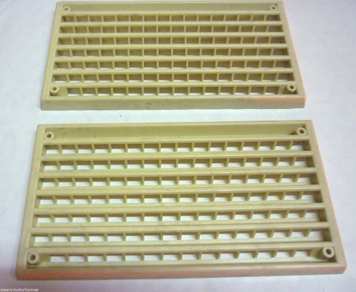 Pair surface air vents vent - air,