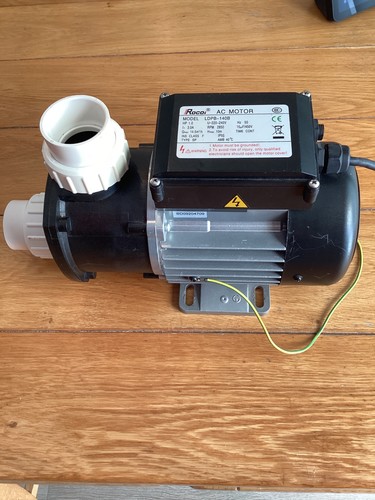 Rocoi jacuzzi pond pump - jacuzzi,