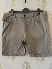 Mens Red Herring  Shorts Size