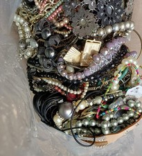 4KG Jewellery Job Lot Costume Mixed Bundle Necklaces Beads Crafting 0396 J15