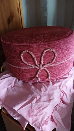 Lovely round pink - a,