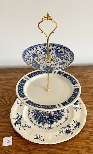 Antique blue and white tier - 3,