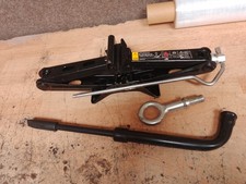 2011 Volvo V50 C30 S40 jack