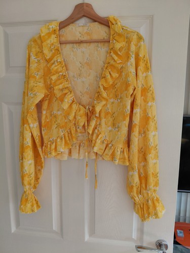 Zara ruffle crop top size - top,