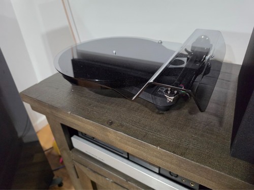 Rega planar turntable black - 8,