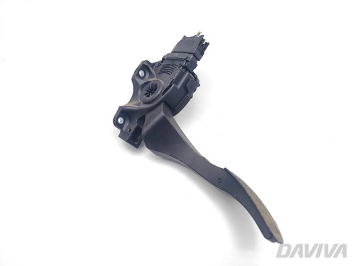 Volvo xc70 throttle pedal 4 - volvo,